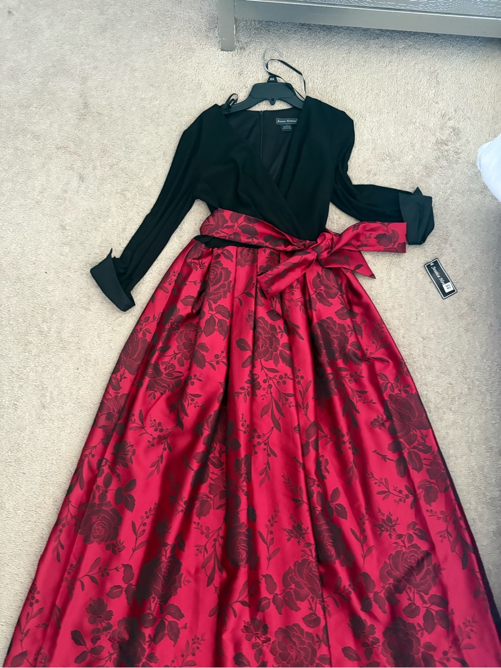 Jessica Howard Black Wrap Bodice with Red and Black Floral Maxi Skirt